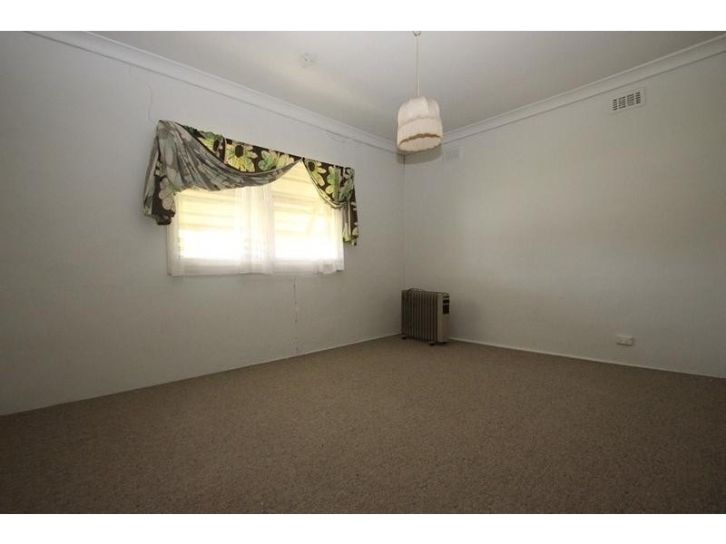404 Union Road, Lavington NSW 2641