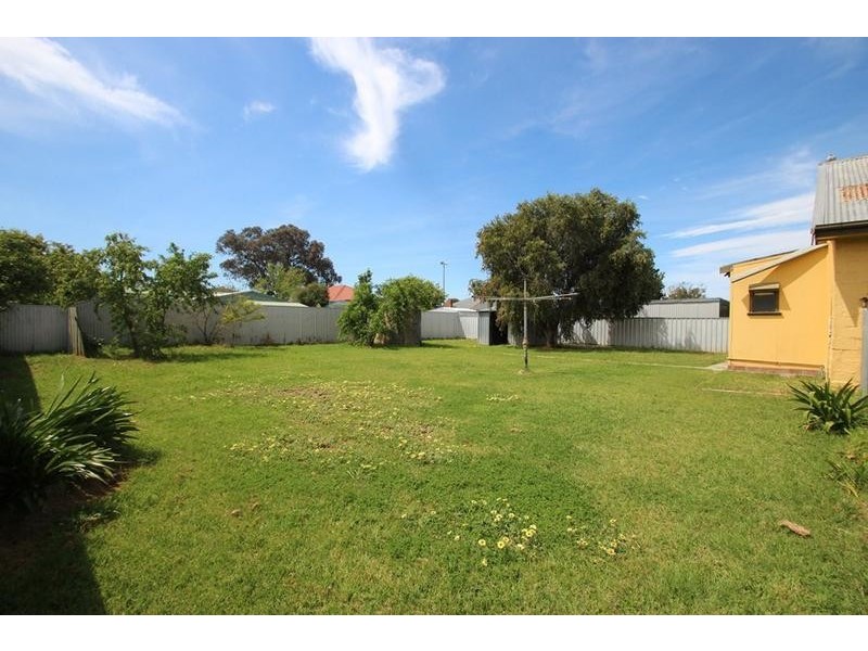 404 Union Road, Lavington NSW 2641