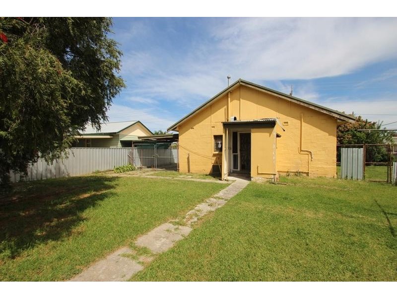 404 Union Road, Lavington NSW 2641