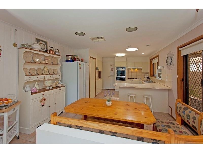 486 Laramee Drive, Lavington NSW 2641