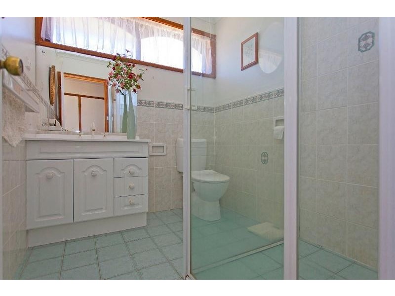 486 Laramee Drive, Lavington NSW 2641