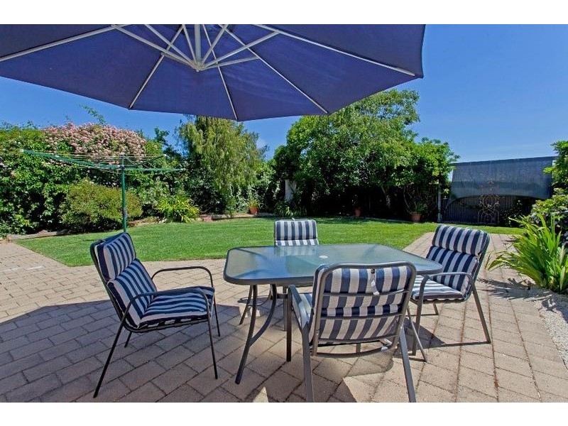 486 Laramee Drive, Lavington NSW 2641