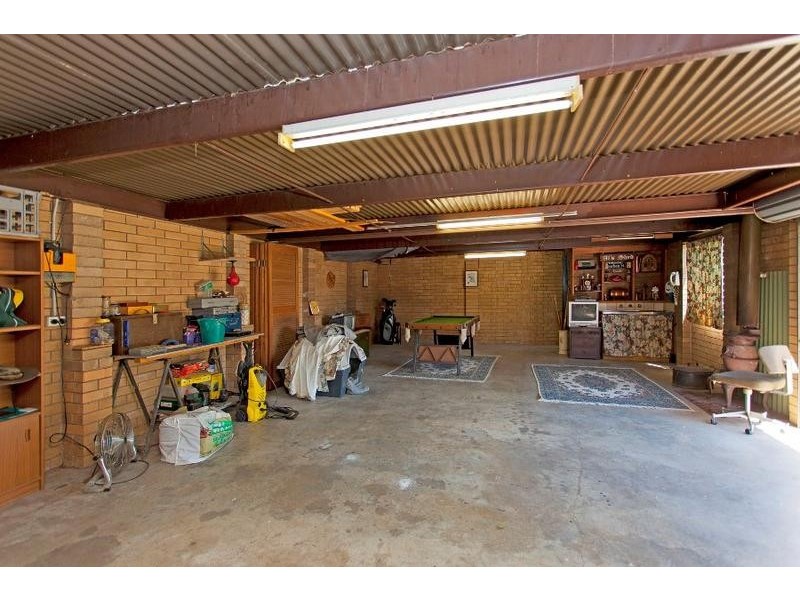 486 Laramee Drive, Lavington NSW 2641
