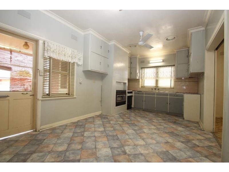 354 Townsend Street, South Albury NSW 2640