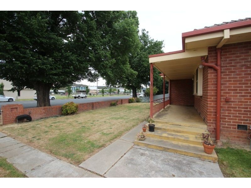 354 Townsend Street, South Albury NSW 2640