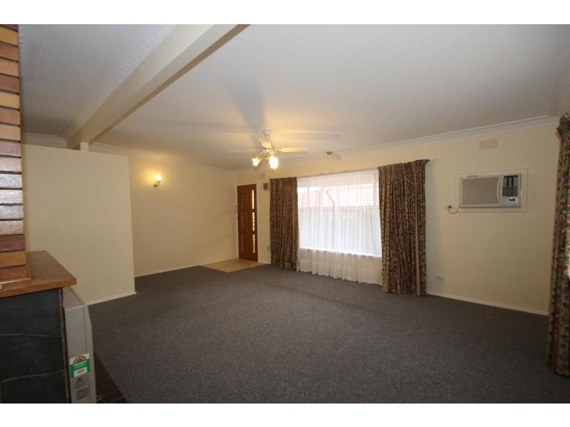 364 Eden Street, Lavington NSW 2641