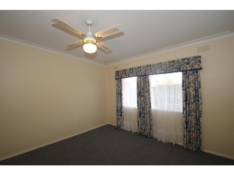 364 Eden Street, Lavington NSW 2641