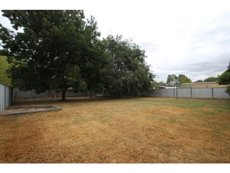 90 Huon Street, Jindera NSW 2642