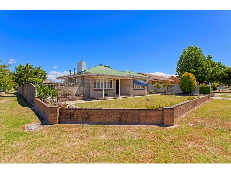 441 Hall Avenue, Lavington NSW 2641