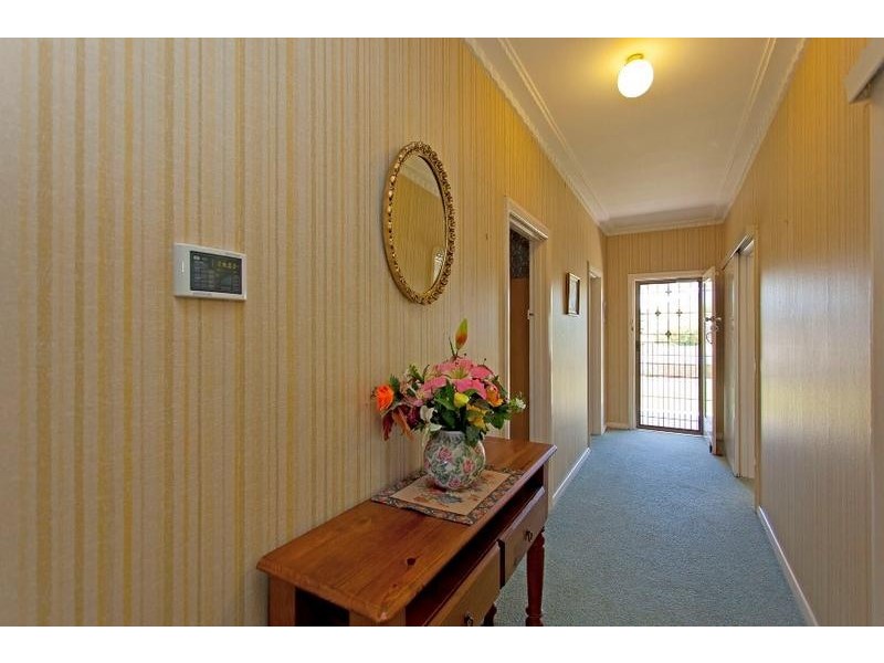 441 Hall Avenue, Lavington NSW 2641