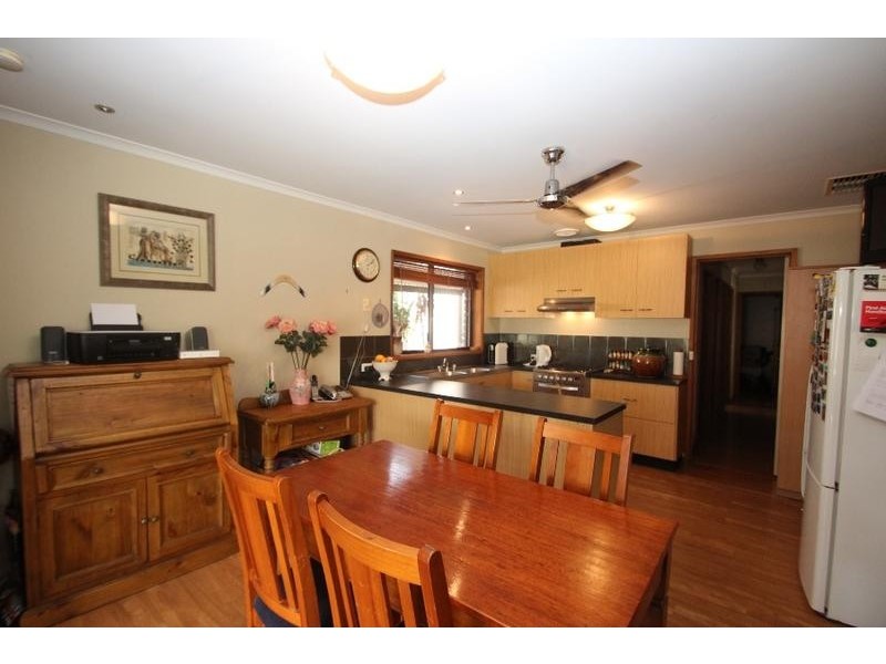 19 Brigalow Court, Thurgoona NSW 2640