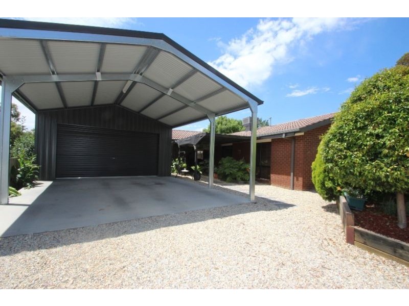 19 Brigalow Court, Thurgoona NSW 2640