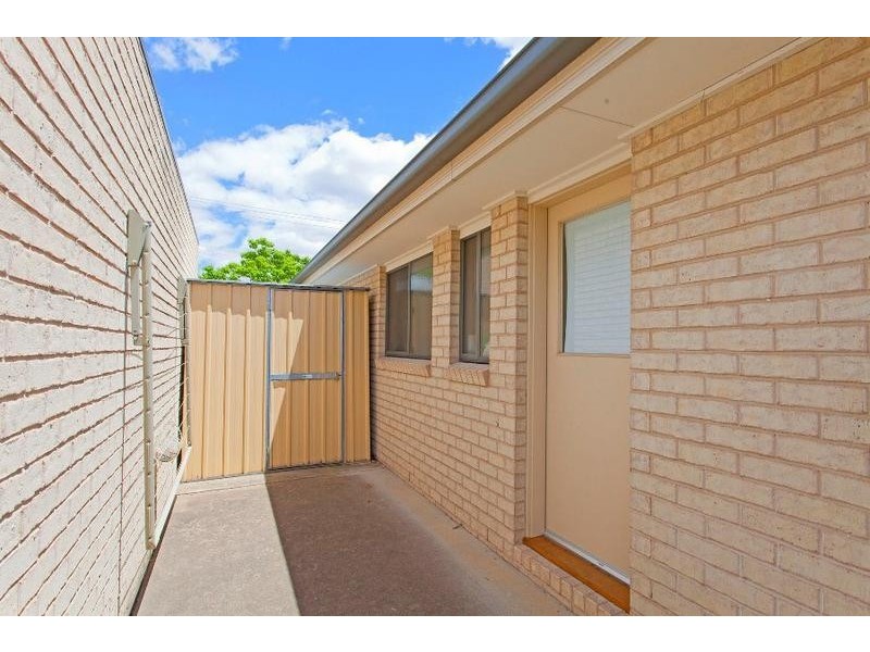 2/328 Kooba Street, North Albury NSW 2640