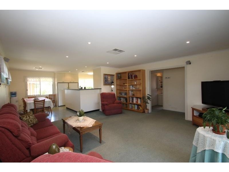 518 Murphy Street, Lavington NSW 2641