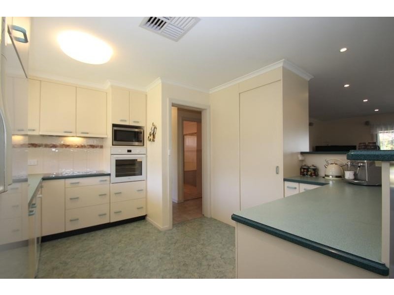 518 Murphy Street, Lavington NSW 2641