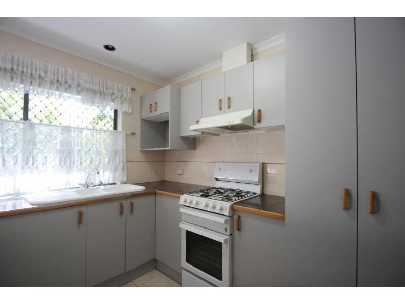 3/11 Graetz Court, Lavington NSW 2641