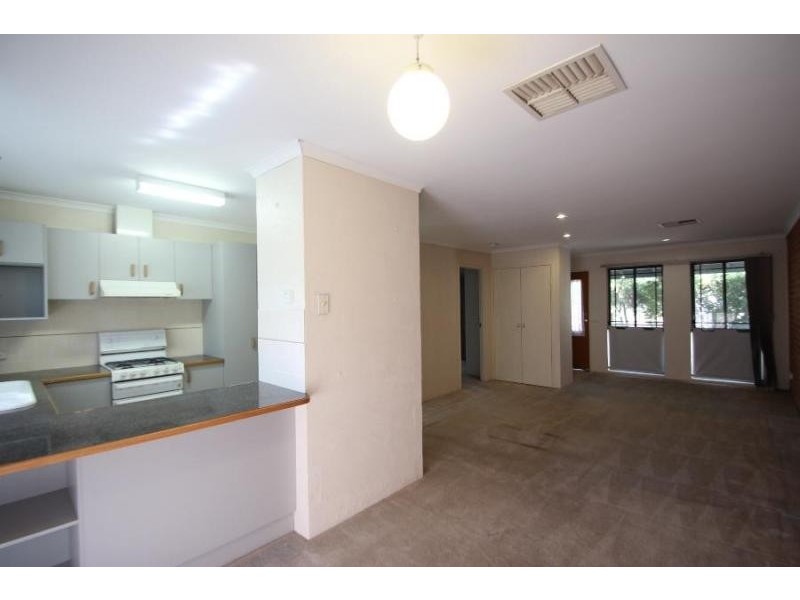 3/11 Graetz Court, Lavington NSW 2641