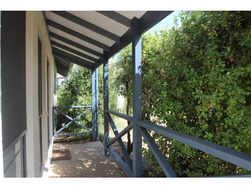 3/11 Graetz Court, Lavington NSW 2641