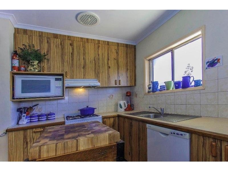 823 Delany Street, Albury NSW 2640