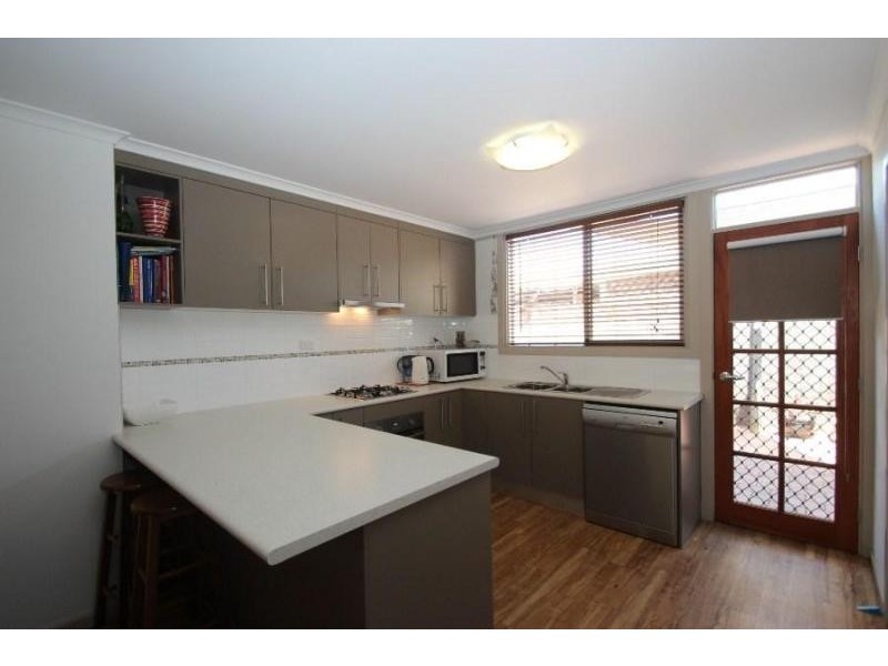 9/519 Margaret Place, Lavington NSW 2641