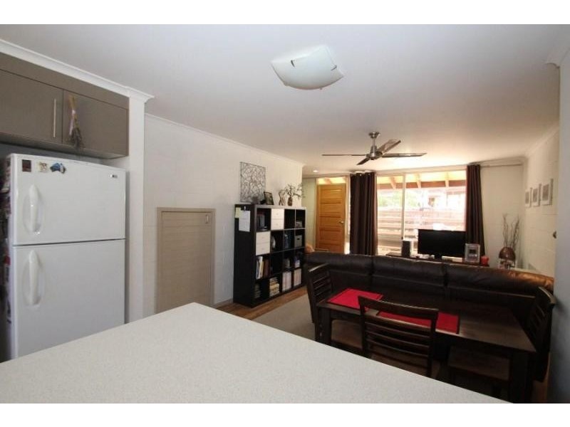 9/519 Margaret Place, Lavington NSW 2641