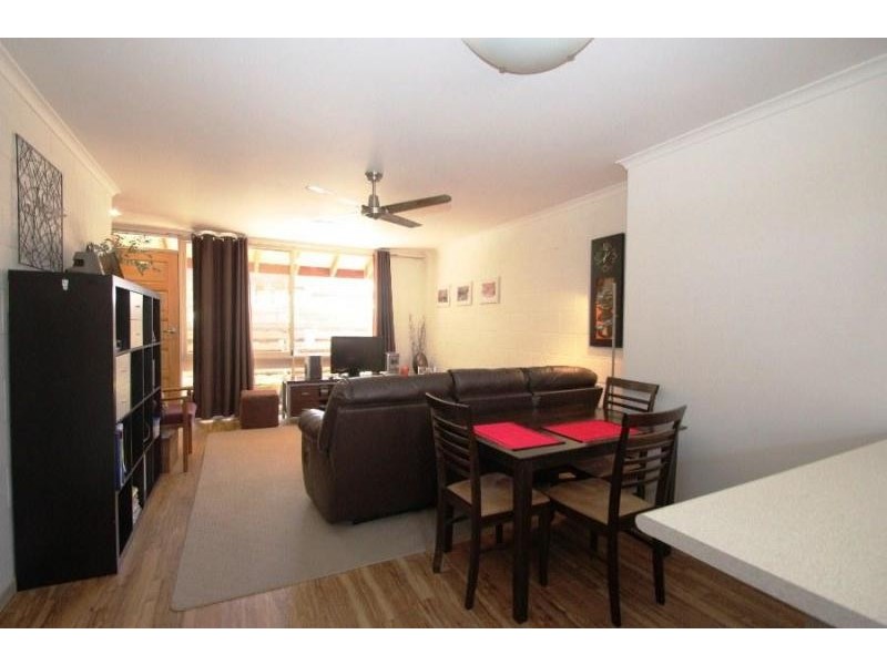 9/519 Margaret Place, Lavington NSW 2641