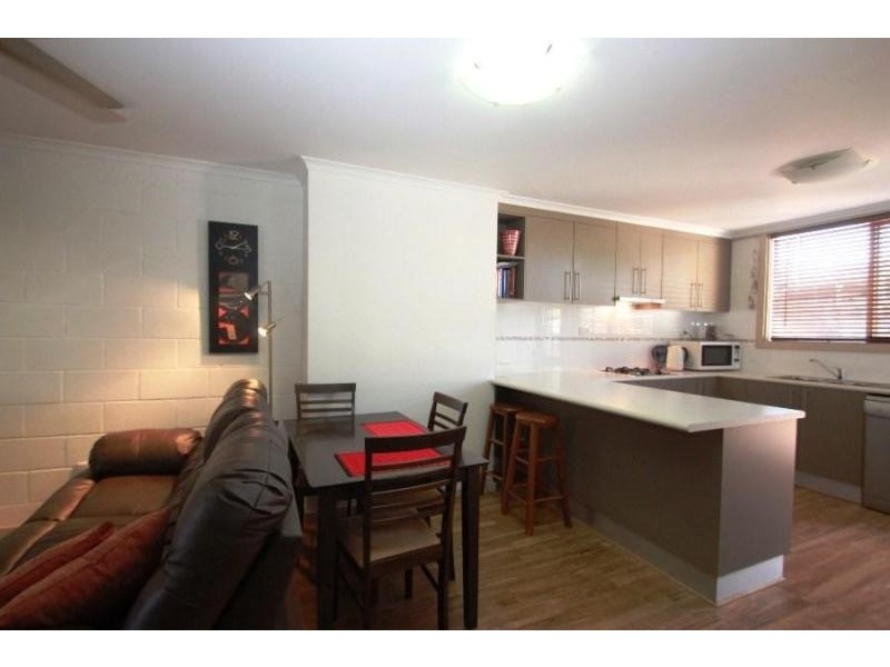 9/519 Margaret Place, Lavington NSW 2641