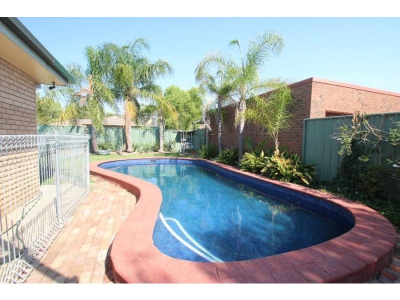 1073 Bunton Street, North Albury NSW 2640