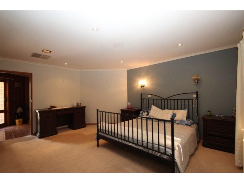 1073 Bunton Street, North Albury NSW 2640