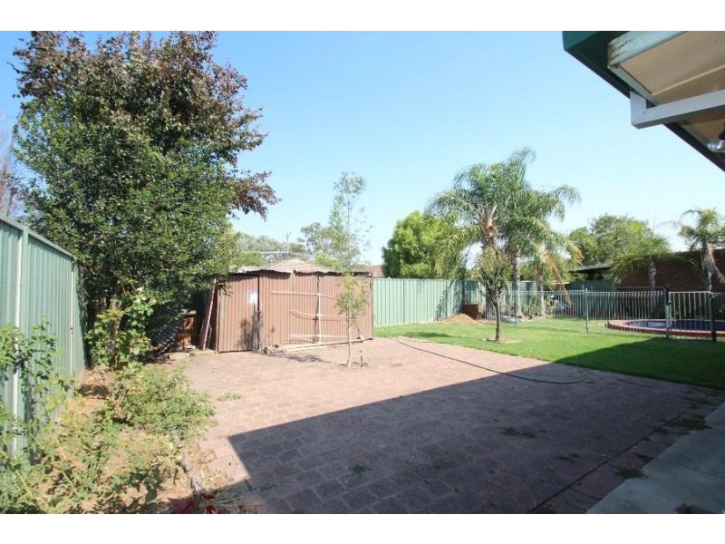 1073 Bunton Street, North Albury NSW 2640