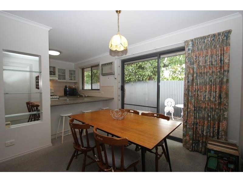 2/818 Elmore St, North Albury NSW 2640