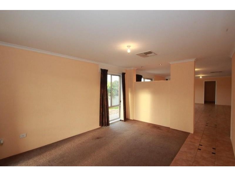 10 Mountain Way, Lavington NSW 2641