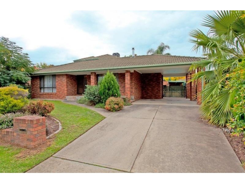 16 Wentworth Court, Lavington NSW 2641