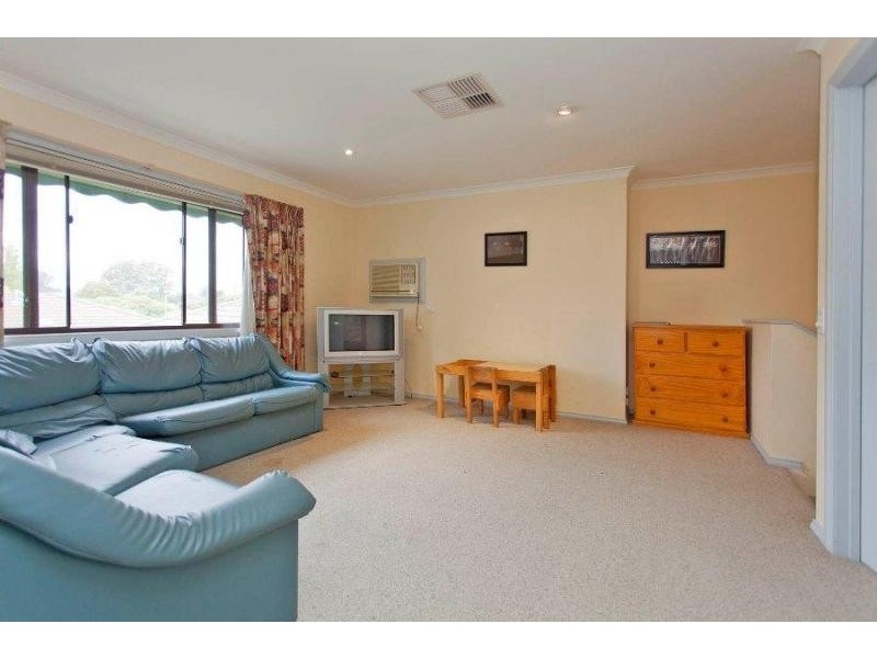 16 Wentworth Court, Lavington NSW 2641