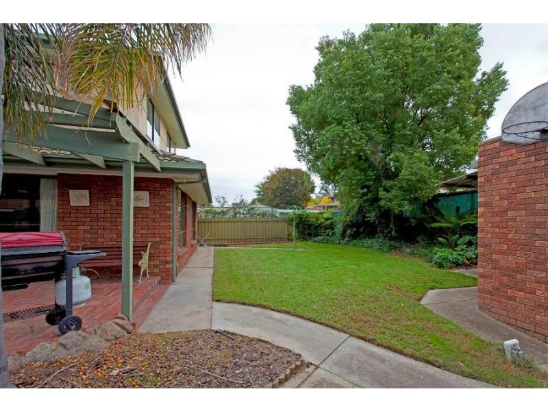 16 Wentworth Court, Lavington NSW 2641
