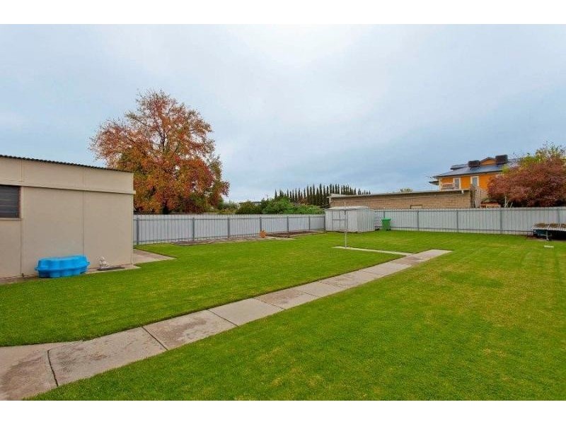 286 Kooba Street, North Albury NSW 2640