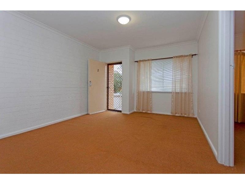 2/856 Padman Drive, West Albury NSW 2640