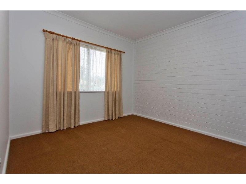 2/856 Padman Drive, West Albury NSW 2640