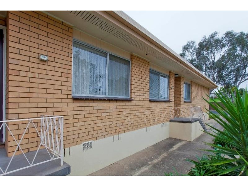 2/856 Padman Drive, West Albury NSW 2640