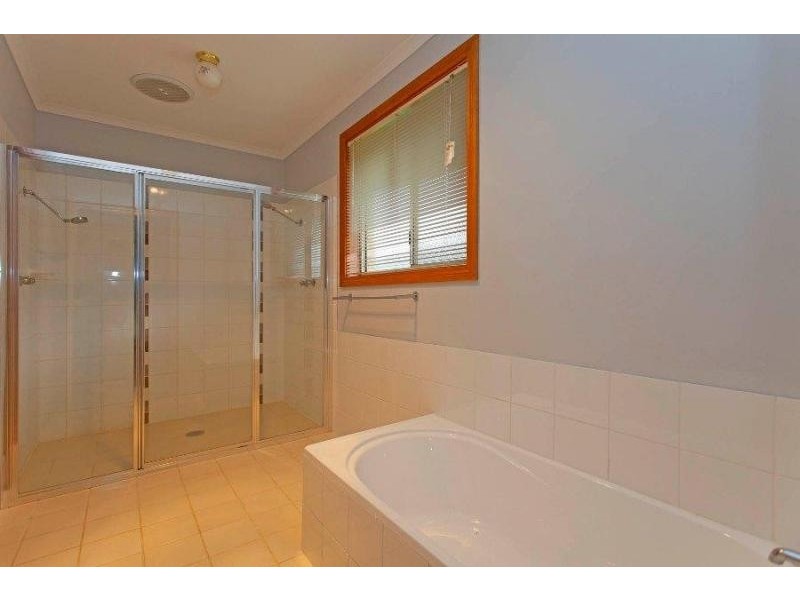 1/14 Rachel Court, Lavington NSW 2641