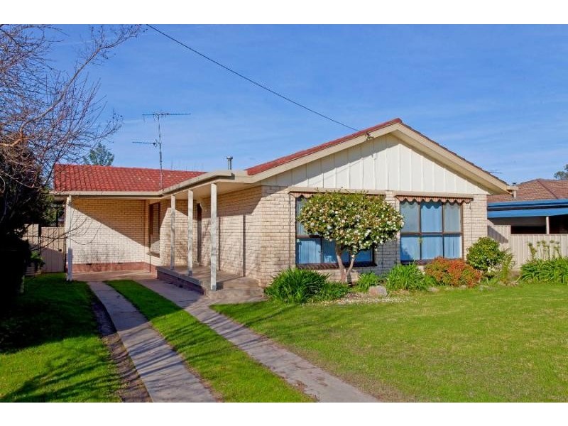 346 Shirleen Crescent, Lavington NSW 2641