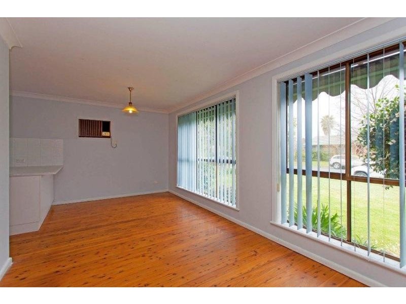 346 Shirleen Crescent, Lavington NSW 2641