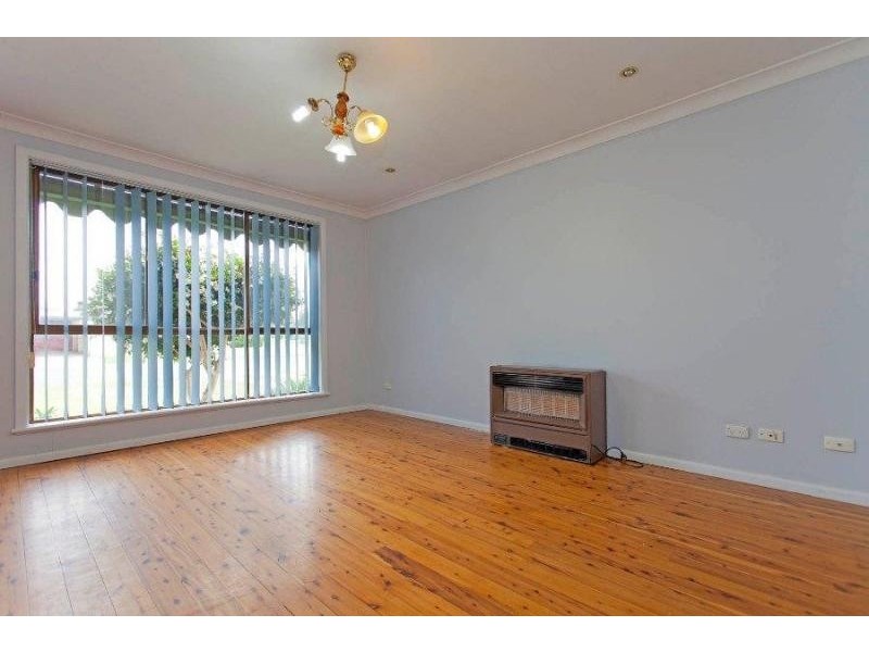 346 Shirleen Crescent, Lavington NSW 2641