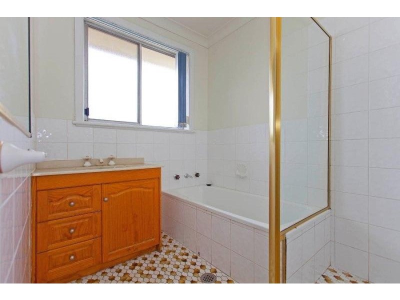 346 Shirleen Crescent, Lavington NSW 2641