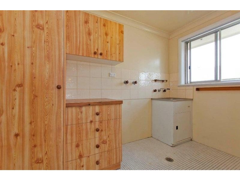 346 Shirleen Crescent, Lavington NSW 2641