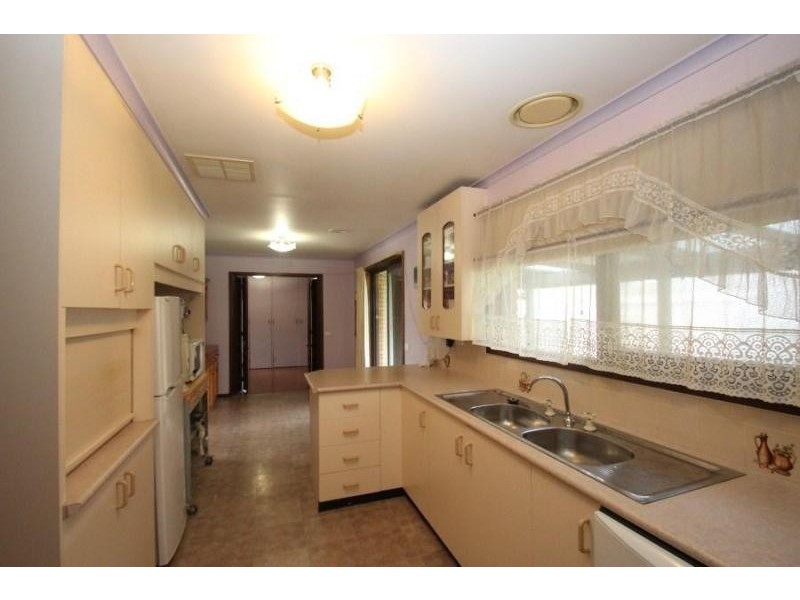 113 Hotham Circuit, Thurgoona NSW 2640