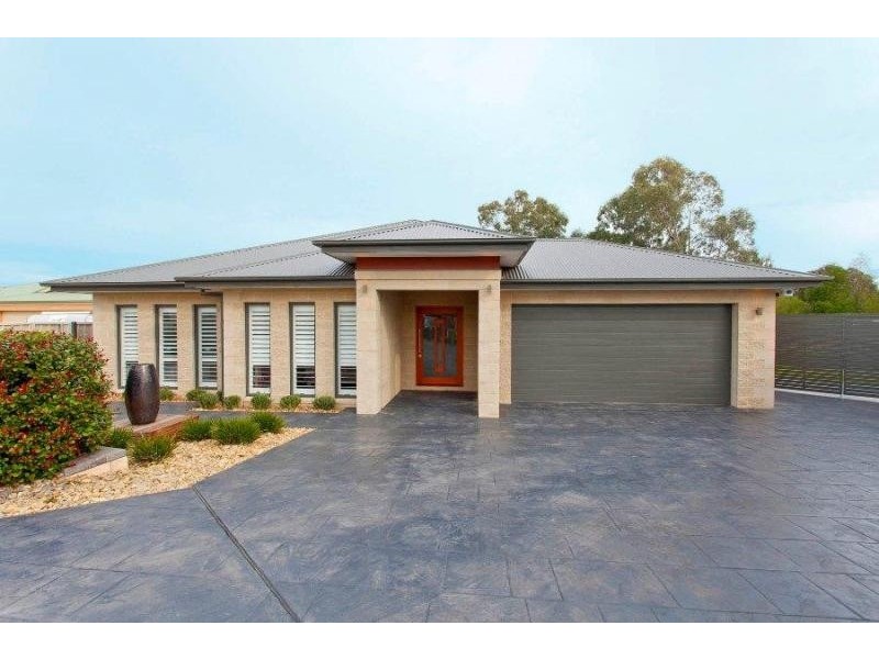 3 Bolger Court, Thurgoona NSW 2640