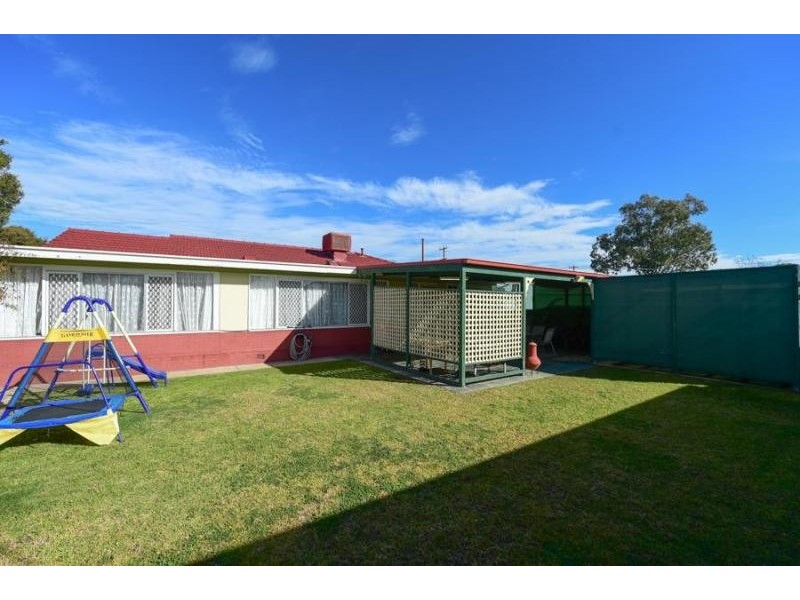 520 Breen Street, Lavington NSW 2641