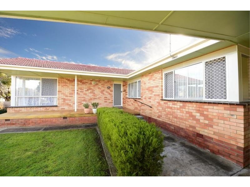 520 Breen Street, Lavington NSW 2641