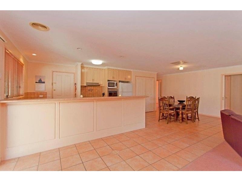 71 Dumbrell Circuit, Lavington NSW 2641